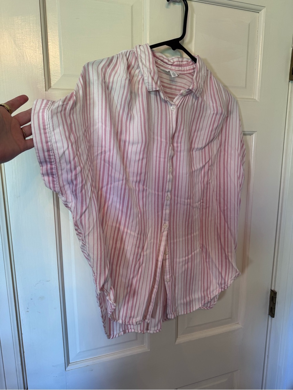 Time and Tru Pink & White Striped Short-Sleeve Button Shirt
